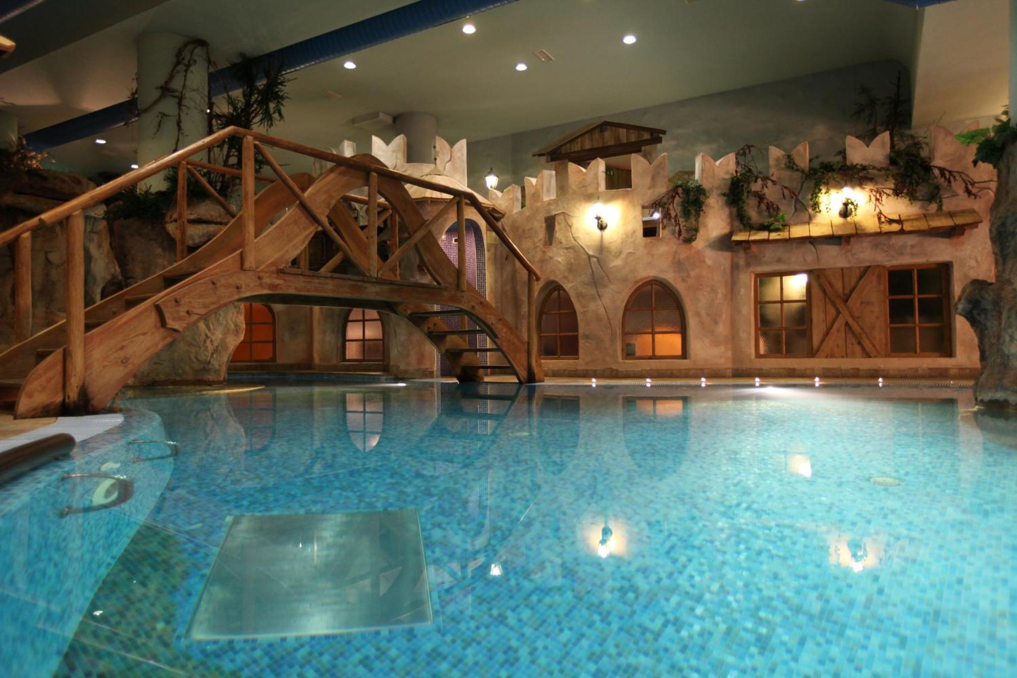 Hotel La Perla Canazei Extérieur photo