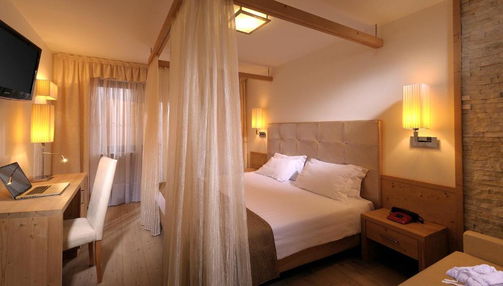 Hotel La Perla Canazei Chambre photo